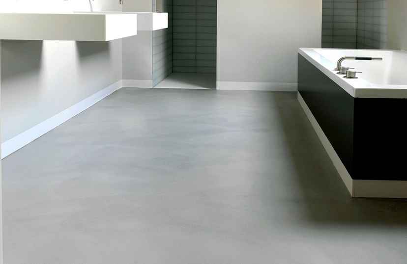 Gietvloer in de badkamer